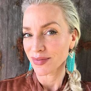 Meet your Posher, Sherry